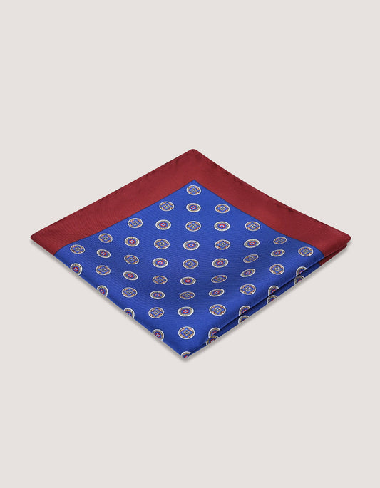 منديل جيب حريري أزرق ملكي بنقوش هندسية