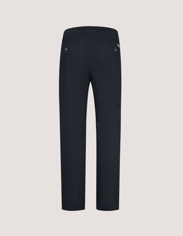 Pantalones chinos negros de corte elegante