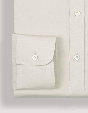 Chemise beige facile à repasser