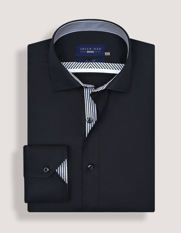 Chemise en satin noir facile d'entretien