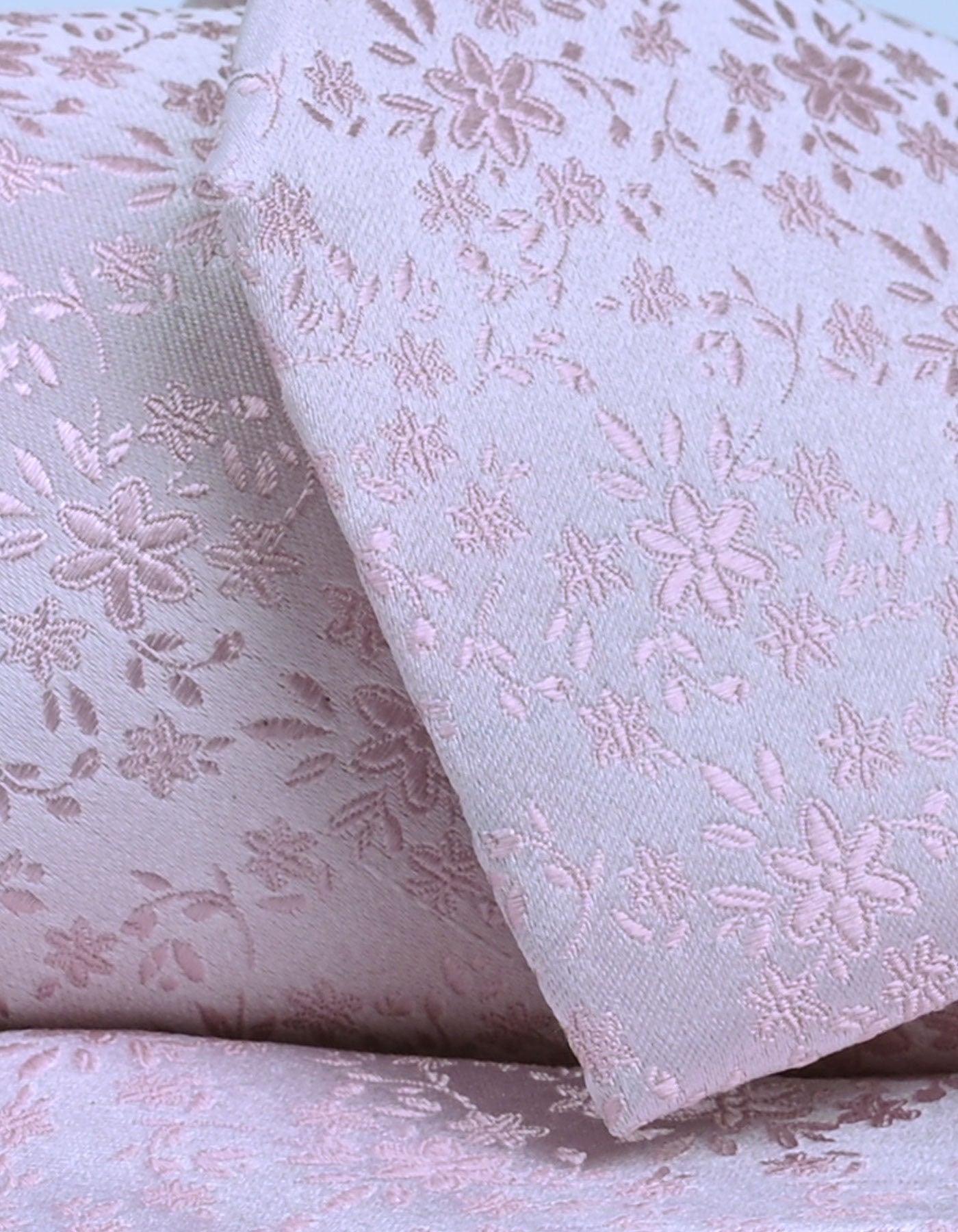 Men’s Baby Pink Floral Silk Tie